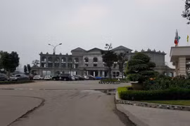 Vĩnh Phúc: Bí đất chơi golf, lấy đất rừng bù