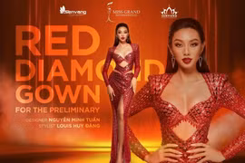 Cận cảnh "vũ khí" dạ hội lộng lẫy đêm bán kết của Thùy Tiên