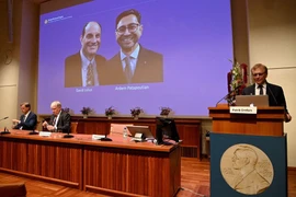 Giải Nobel Sinh học cho những khám phá về cách cơ thể cảm thụ nhiệt độ và áp lực