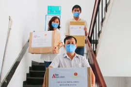 Báo KH&ĐS phối hợp cùng Viện Kiểm sát Nhân dân Cấp cao: Đồng hành cùng các y bác sĩ tuyến đầu phòng, chống Covid-19