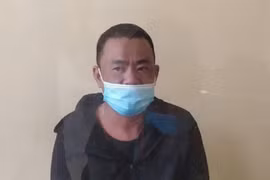 Đối tượng Trần Mạnh Cường tại cơ quan công an. (Ảnh: Công an tỉnh Thái Bình).