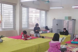 Cô giáo chủ nhiệm chia sẻ về cuộc sống bên trong khu cách ly trường Tiểu học Xuân Phương: "Đón Tết trong này cũng không quá tệ, chỉ cầu mọi người bình an"