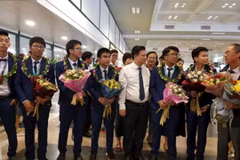 Việt Nam lọt Top 10 nước đứng đầu tại Kỳ thi Olympic Toán Quốc tế IMO