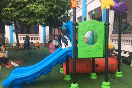 Đình chỉ công tác ba cô giáo sau cái chết của học sinh