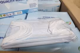 Cảnh giác với chiêu lừa tặng khẩu trang