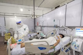 Mức cao nhất phụ cấp thêm cho người tham gia chống dịch là 450.000 đồng