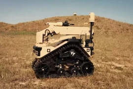 Không quân Mỹ mua robot đa nhiệm bảo vệ sân bay