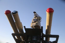 Iran thử nghiệm các tổ hợp tên lửa mới trong cuộc diễn tập phòng không