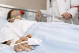 Hôn mê tăng glucose máu không nhiễm toan ceton ở người già 