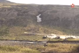 Sức mạnh đáng sợ của lực lượng pháo binh, tên lửa hạm đội Biển Bắc 