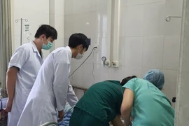 Làm đẹp vùng kín, 2 bệnh nhân bị biến chứng nguy kịch