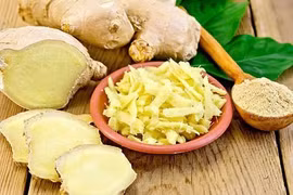 Chống hắt hơi và ho bằng gừng tươi