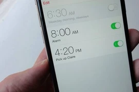 Đặt báo thức bằng di động: Thói quen tai hại, "hủy hoại" ngày mới