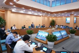 Hà Nội: Nguy cơ bùng phát dịch mạnh, kiểm soát chặt người về