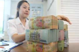 Lợi nhuận nghìn tỷ, ngân hàng vẫn lo nợ xấu