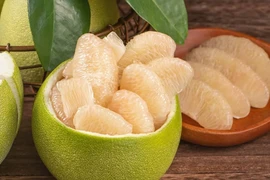 Bệnh nhân ghép tủy không nên ăn bưởi