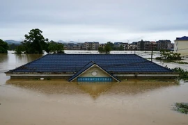 Nhân chứng vụ vỡ đê ở Trung Quốc: Nước ngập đến tầng 2 chỉ trong 30 phút