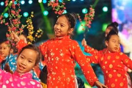 Học sinh TPHCM được nghỉ Tết Nguyên đán nửa tháng