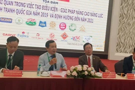 Vai trò hải quan trong việc tạo điều kiện - giải pháp nâng cao năng lực cạnh tranh Quốc gia