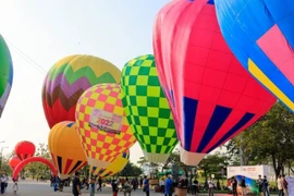 Hà Nội: Bán vé tham dự lễ hội khinh khí cầu từ ngày 26/3