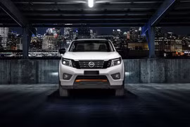 Navara Black Edition A-IVI chính thức ra mắt tại Việt Nam, giá 845 triệu đồng