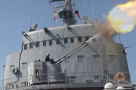 NATO diễu võ, Hạm đội Biển Đen cũng tập trận đạn thật, thử nghiệm hệ thống phòng không Crimea 