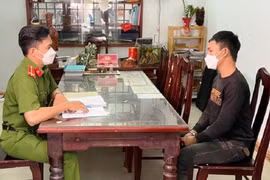 Nguyễn Văn Hậu tại cơ quan công an.