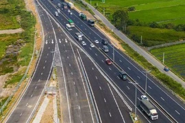 Phó Thủ tướng Chính phủ Lê Văn Thành yêu cầu Bộ GTVT hoàn thiện thủ tục sớm triển khai dự án xây dựng đường bộ cao tốc: Khánh Hòa - Buôn Ma Thuột, Biên Hòa - Vũng Tàu, Châu Đốc - Cần Thơ - Sóc Trăng. Ảnh minh họa.