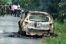 Phát hiện bộ xương người cháy khét trên xe taxi