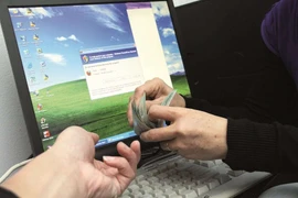 Đừng coi thanh tra là "nơi màu mỡ" để kiếm chác!