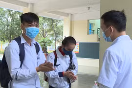 Một số địa phương cho học sinh đi học trở lại trong tháng 4