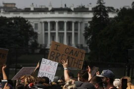 Người biểu tình ở thủ đô của Mỹ: Chúng tôi không thể chịu được nữa