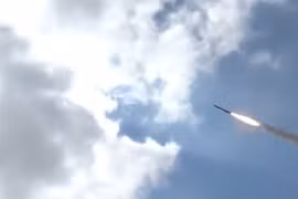 UAV và tên lửa Houthi tiếp tục dồn dập tấn công Ả rập Xê út 