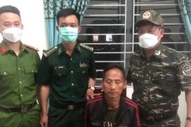 Đối tượng Lầu Nỏ Già tại cơ quan điều tra. Ảnh: Công an tỉnh Nghệ An.