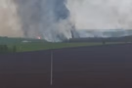 Quân đội Ukraine tấn công vào lãnh thổ Nga, cháy rất lớn ở căn cứ quân sự