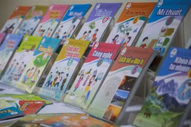 Năm học 2021 - 2022, các địa phương chọn sách giáo khoa gì để dạy lớp 2, lớp 6?