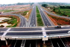 Bộ GTVT "ép" tiến độ cao tốc Bắc Nam