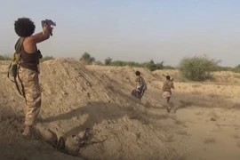Video du kích Houthi đánh thảm bại quân đội Sudan ở Yemen
