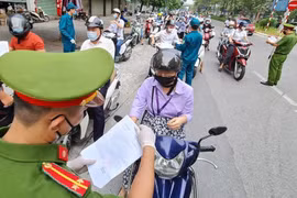 Quy trình xét duyệt, cấp giấy đi đường của Công an Hà Nội như nào?