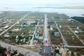 Tạm dừng tách thửa, chuyển nhượng đất đai tại nhiều nơi ở Hạ Long