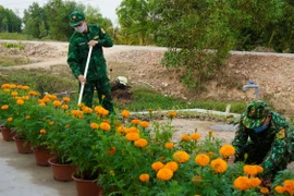 Lính vùng biển đón Tết ở vùng biên