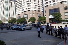 Mua nhà ở xã hội phải 'lót tay' môi giới