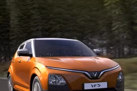 VinFast ra mắt ba ôtô điện mới tại Mỹ, giá bán từ 1,057 đến 1,571 tỷ đồng