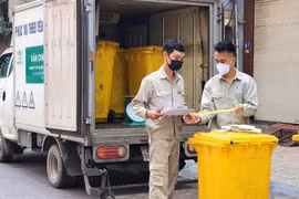 Khu vực cách ly được phát túi nilon đặc chủng lưu chứa rác tại gia đình