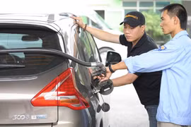 Những thói quen xấu các bác tài cần phải bỏ ngay để tiết kiệm xăng