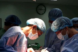 U trung thất choán gần hết phổi