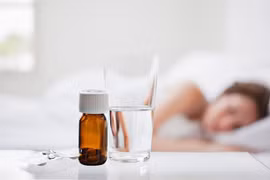 Dùng melatonin hỗ trợ giấc ngủ an toàn