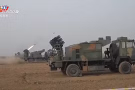 Trung Quốc phát triển pháo phản lực cỡ nhỏ tạo khói mù chống vũ khí chính xác