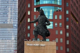 Bí thư Quận 1 nói về việc di dời lư hương tại tượng đài Trần Hưng Đạo