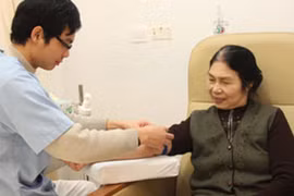 Hạ huyết áp vì sữa ong chúa